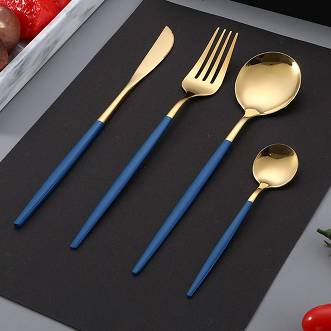 Curve Besteckset in Blau-Gold – 24-teilig aus Edelstahl, für Familienessen & festliche Einladungen